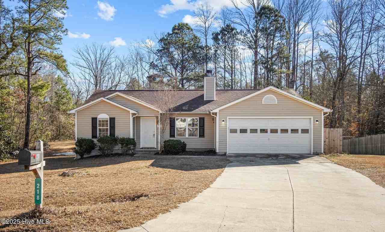 218 Winterberry Ct