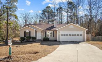 featured image of 218 Winterberry Ct