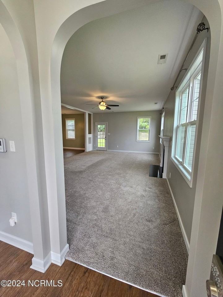 833 Tuscarora Trl - Photo 2 of 22