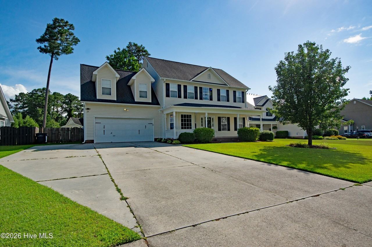 1112 Huff Dr - Photo 3 of 34
