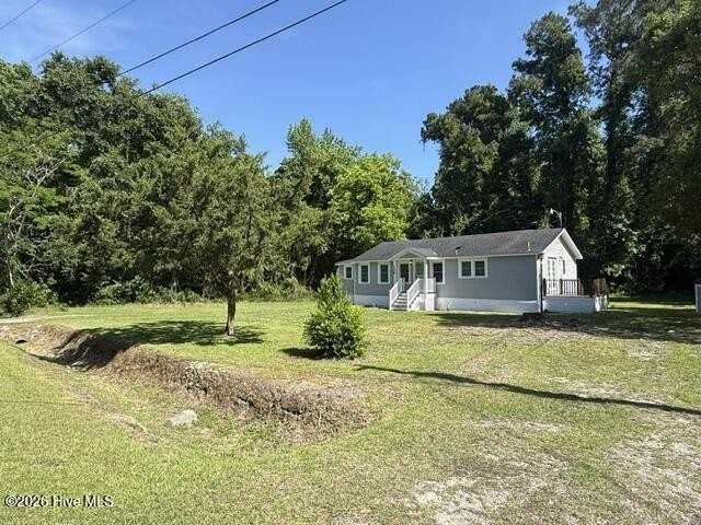 128 Peterson Hill Ave - Photo 2 of 27