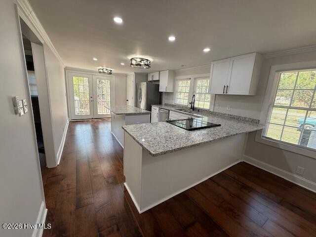 128 Peterson Hill Ave - Photo 4 of 27