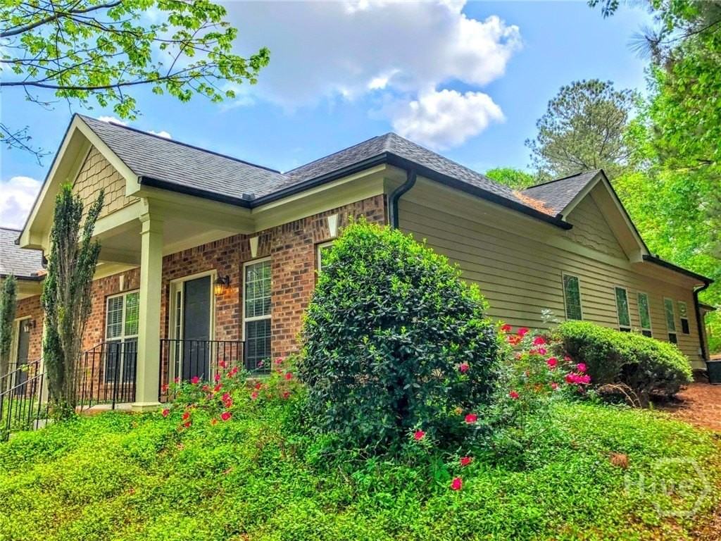 1121 Livingston Trl - Photo 3 of 32