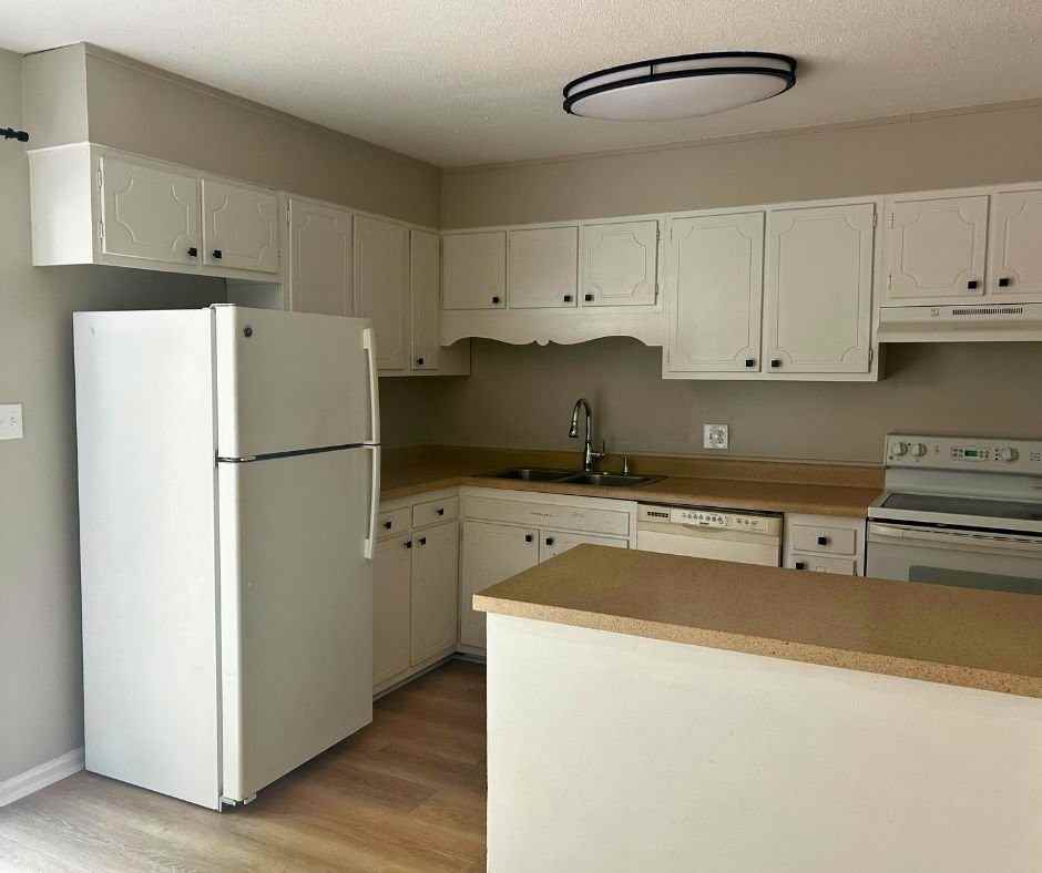 203 Northpoint Ave #D - Photo 5 of 13