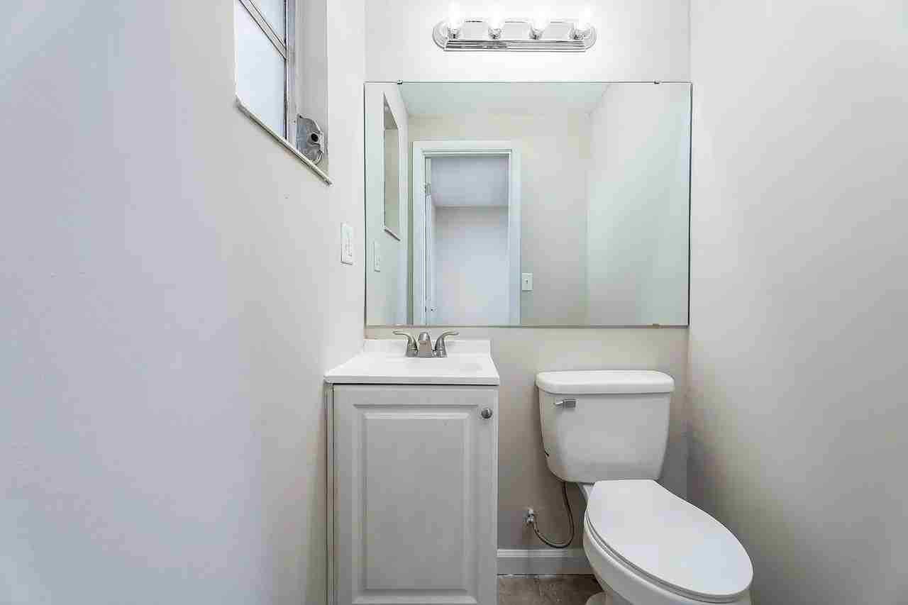 385 Dunwoodie Rd - Photo 4 of 12