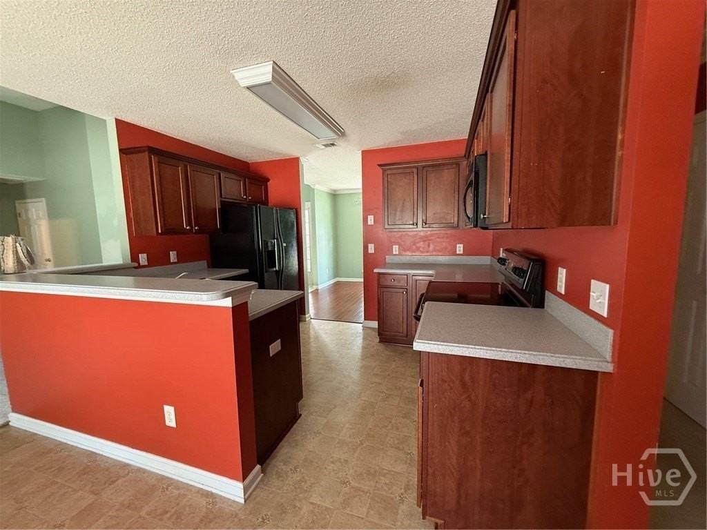 138 Silverton Rd - Photo 6 of 14