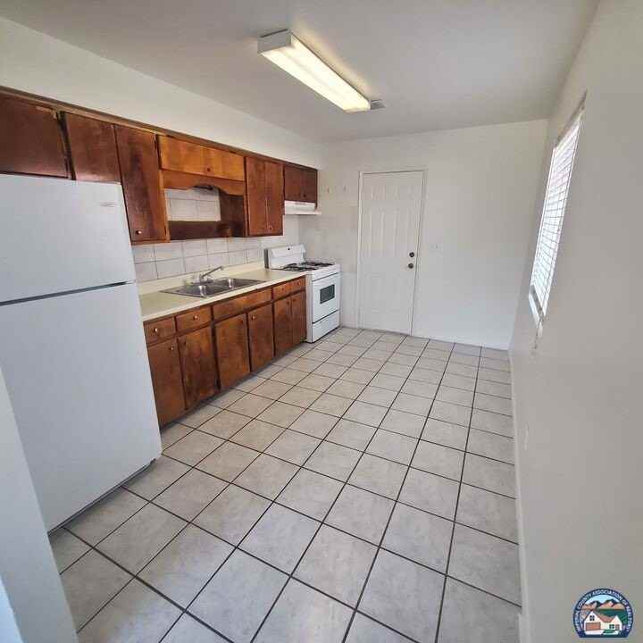 1416 H St - Photo 3 of 13