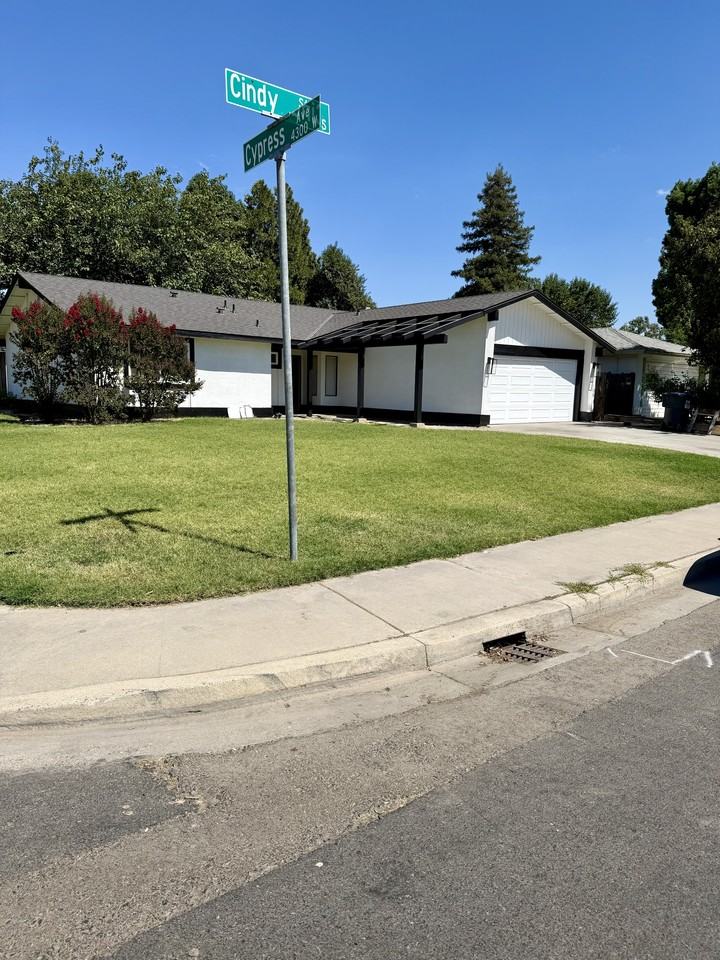 814 S Cindy St #1 - Photo 5 of 43