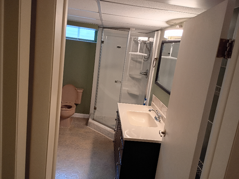 1982 Newton Dr - Photo 5 of 12