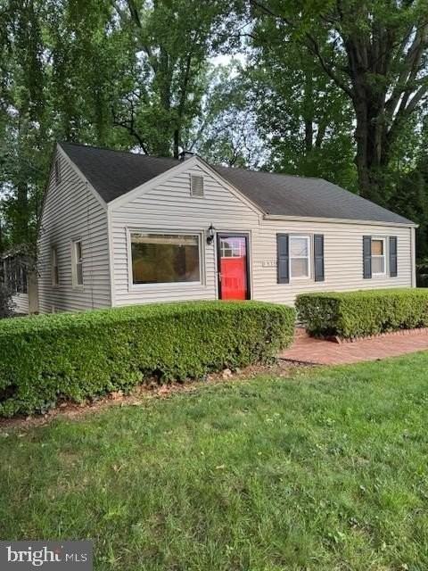 1920 Hillside Dr - Photo 2 of 18
