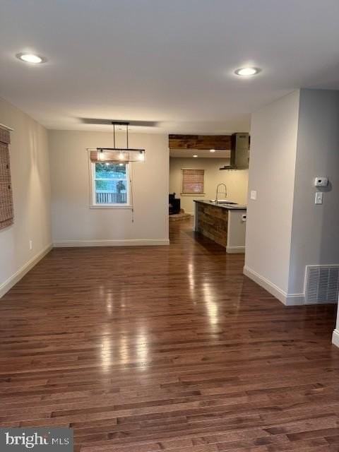 1920 Hillside Dr - Photo 3 of 18
