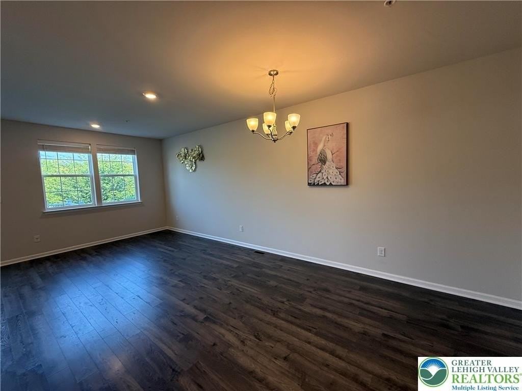 1047 Turnstone Dr - Photo 7 of 17