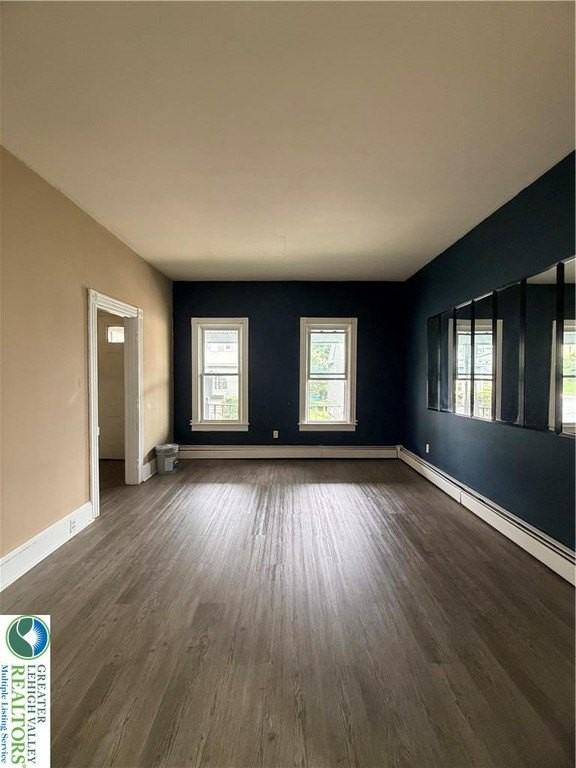 448 Market St - Photo 3 of 13