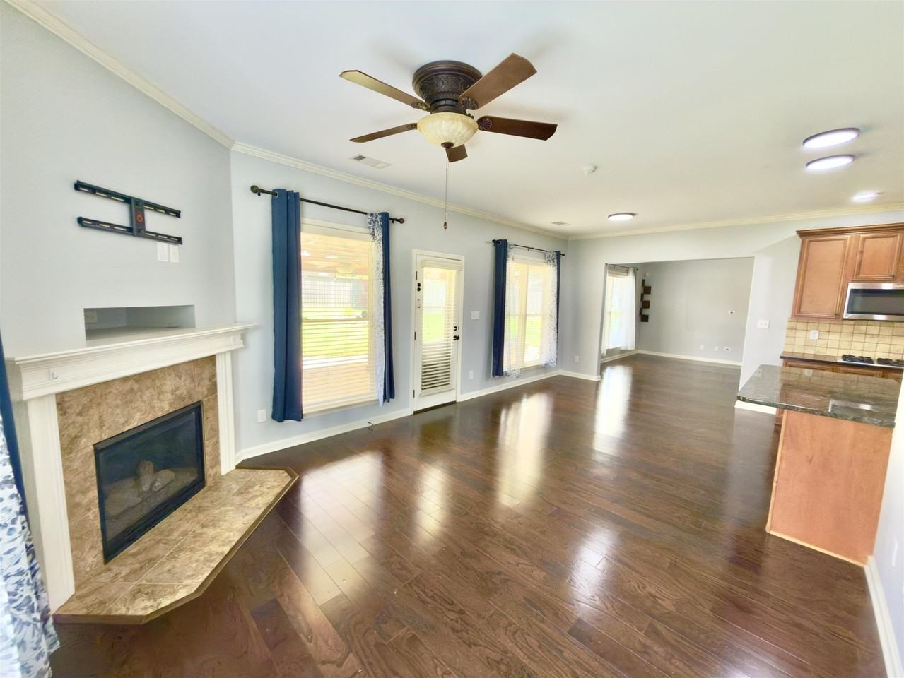 570 Winding Valley Cv - Photo 6 of 24
