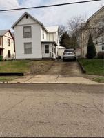 featured image of 326 N 15th St