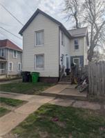 featured image of 216 N 15th St