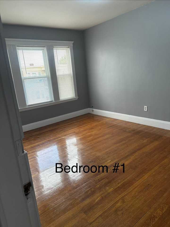 31 Hosmer St #3 - Photo 4 of 9