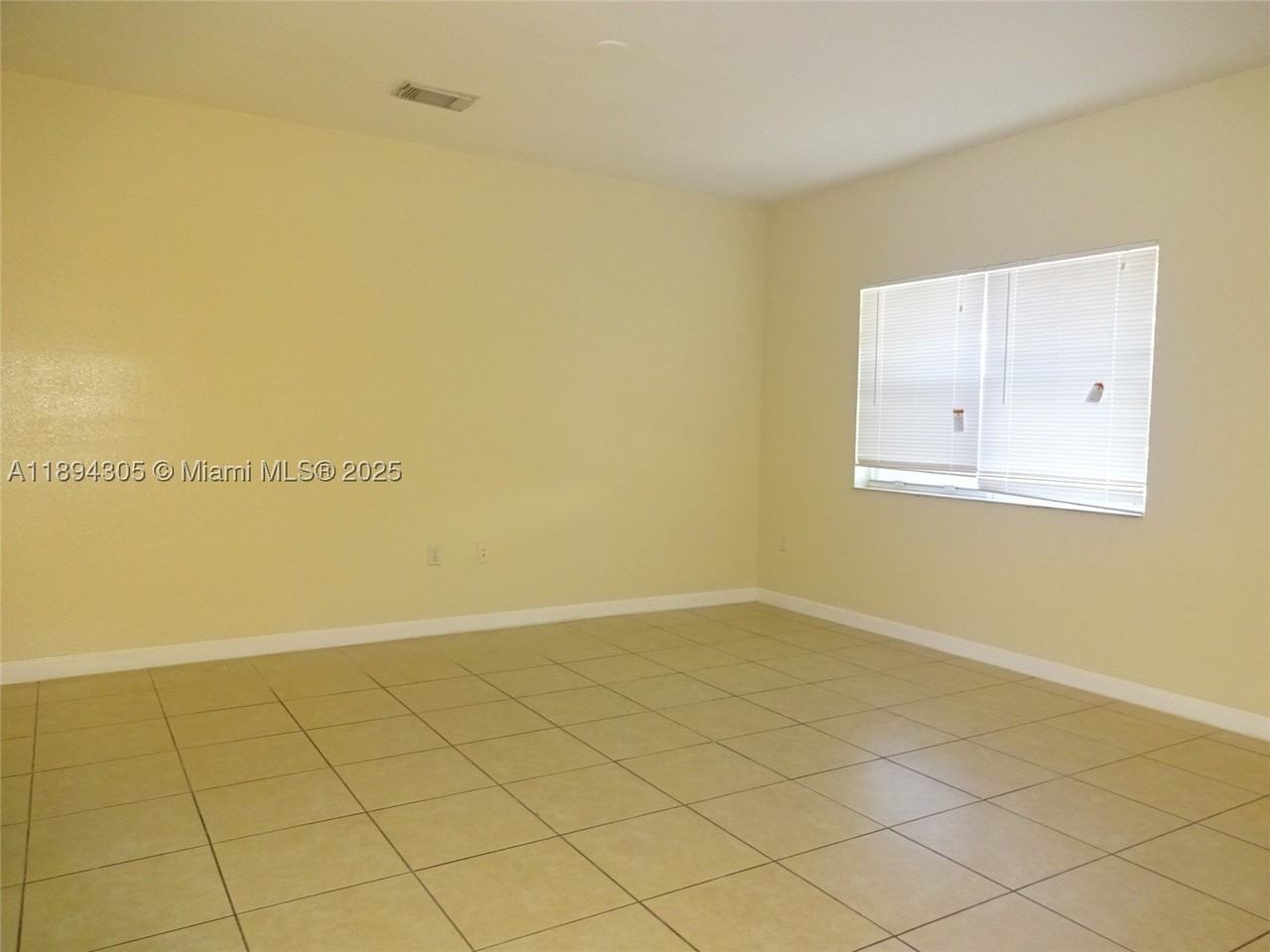 174 Ne 32nd Ter #174 - Photo 7 of 50