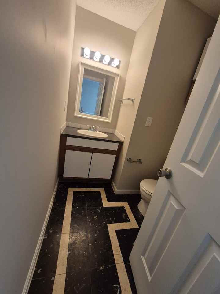 2909 Cedar Creek Rd #A - Photo 5 of 20