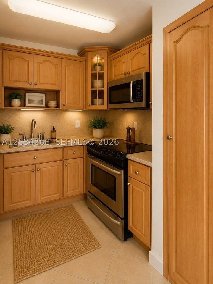 3041 W 76th St #B108 - Photo 5 of 18