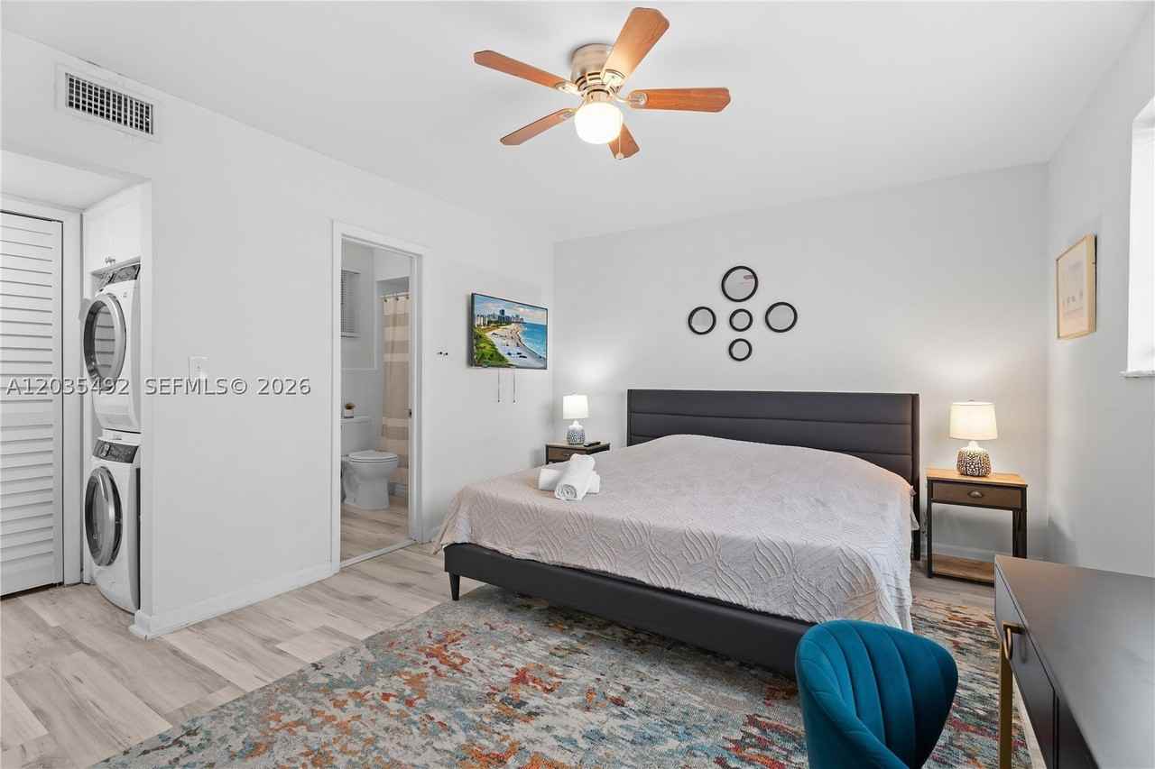 1601 Bay Rd #7 - Photo 5 of 12