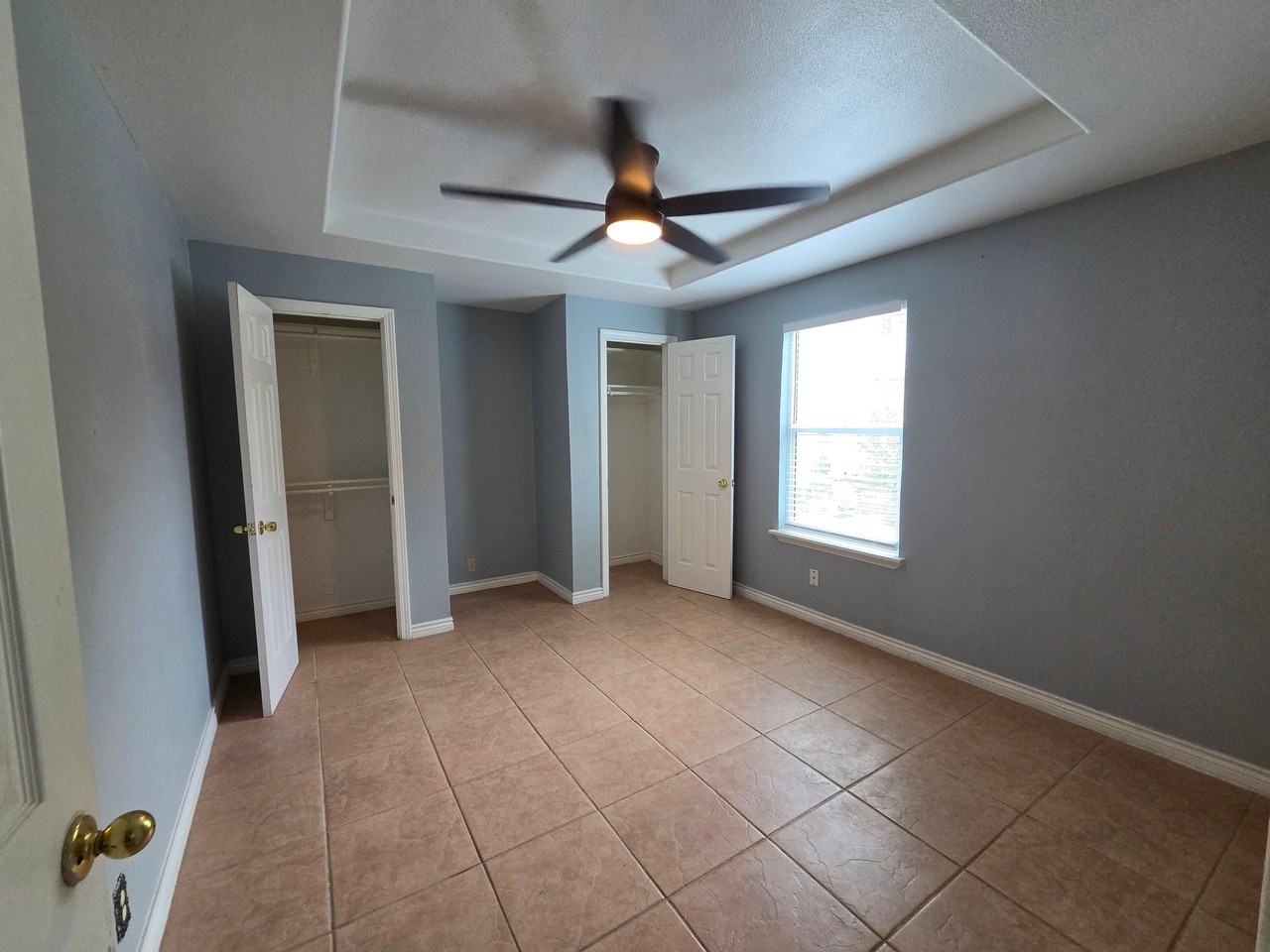 121 Hess St #2 - Photo 6 of 8