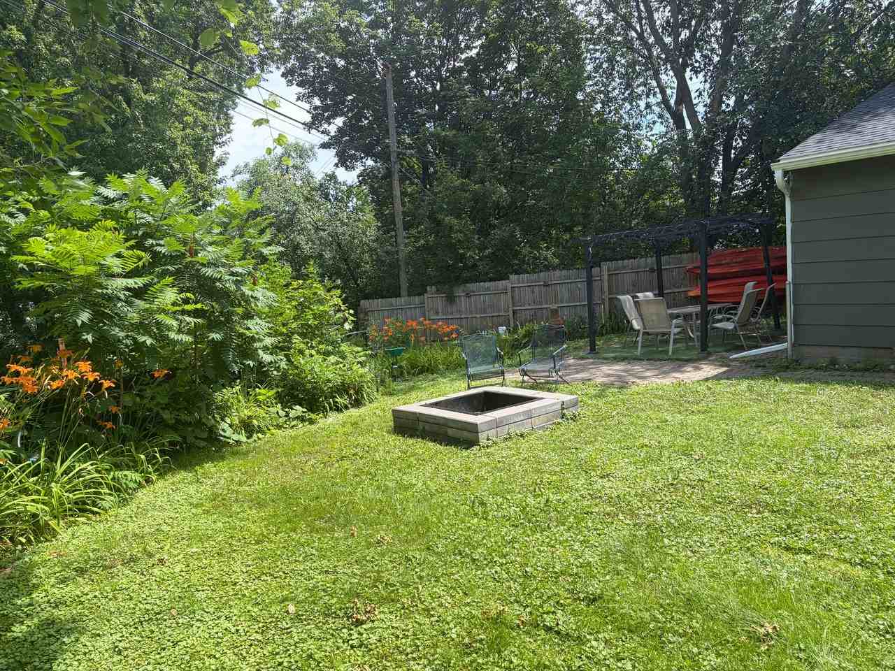 1908 Kathleen Dr - Photo 6 of 7