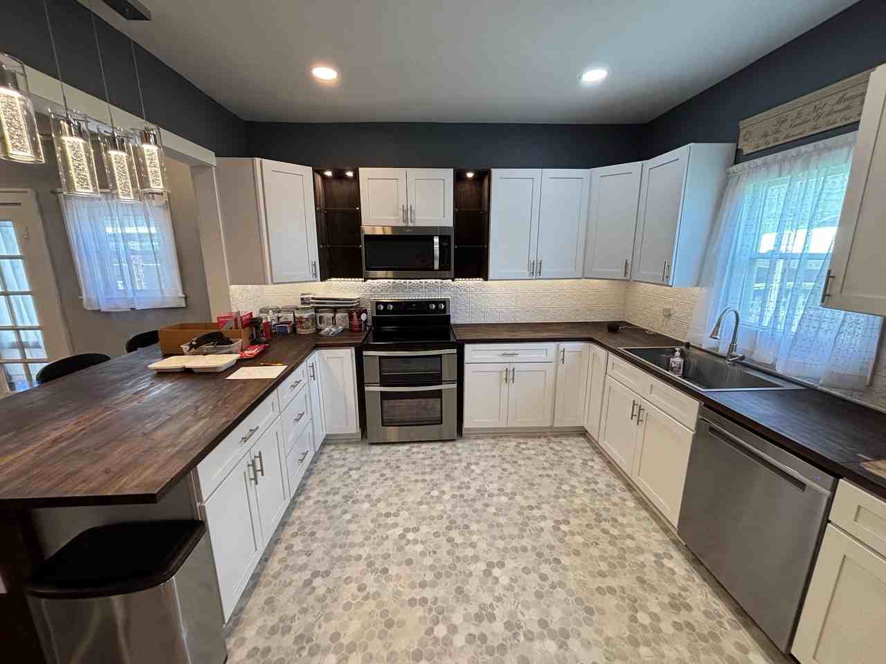 315 N Grant Ave - Photo 2 of 18