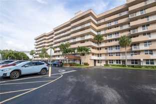 250 Jacaranda Dr #302 - Photo 1 of 1