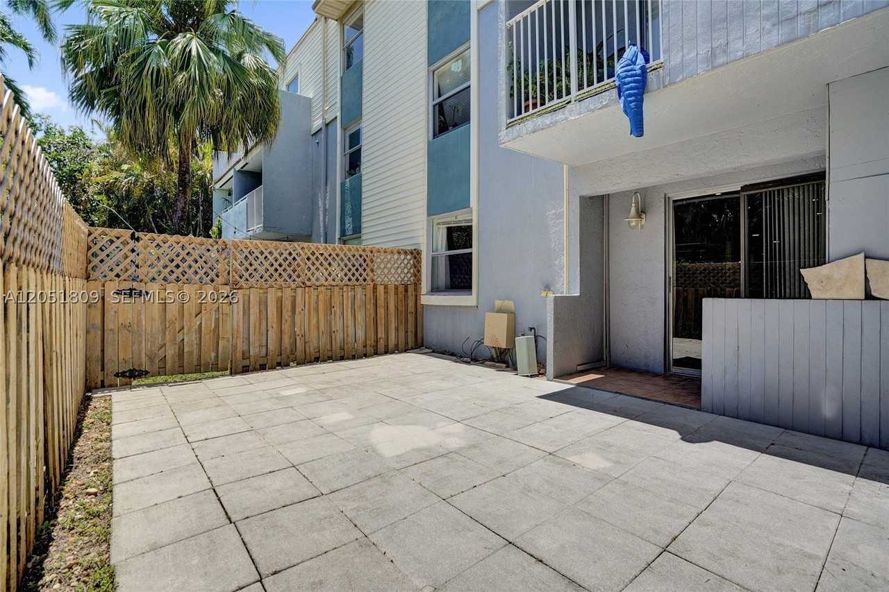 4600 Sw 67th Ave #167 - Photo 6 of 33
