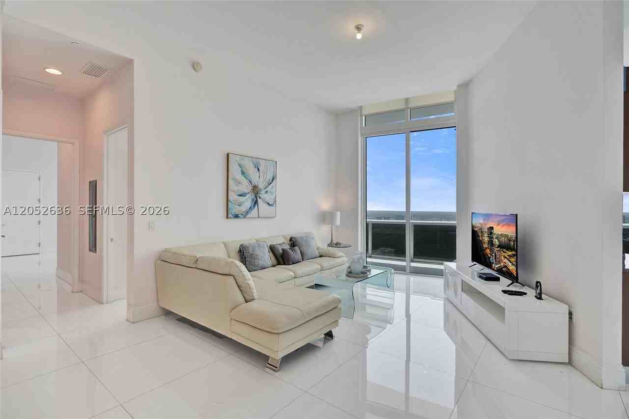 16001 Collins Ave #4305 - Photo 6 of 36