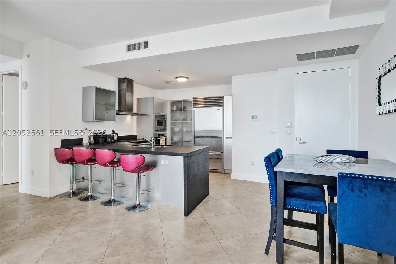 18201 Collins Ave #4705 - Photo 5 of 46