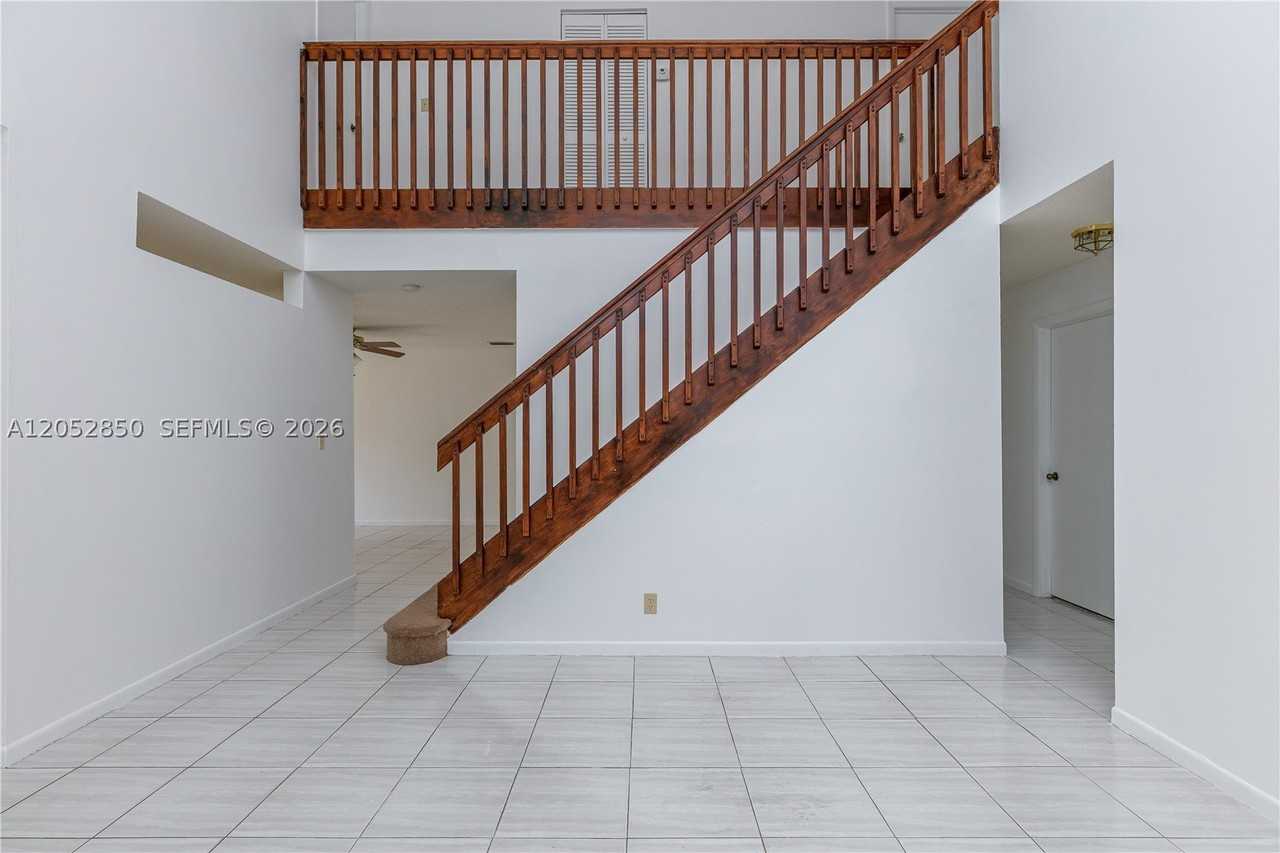 2592 W Saratoga Dr - Photo 4 of 40