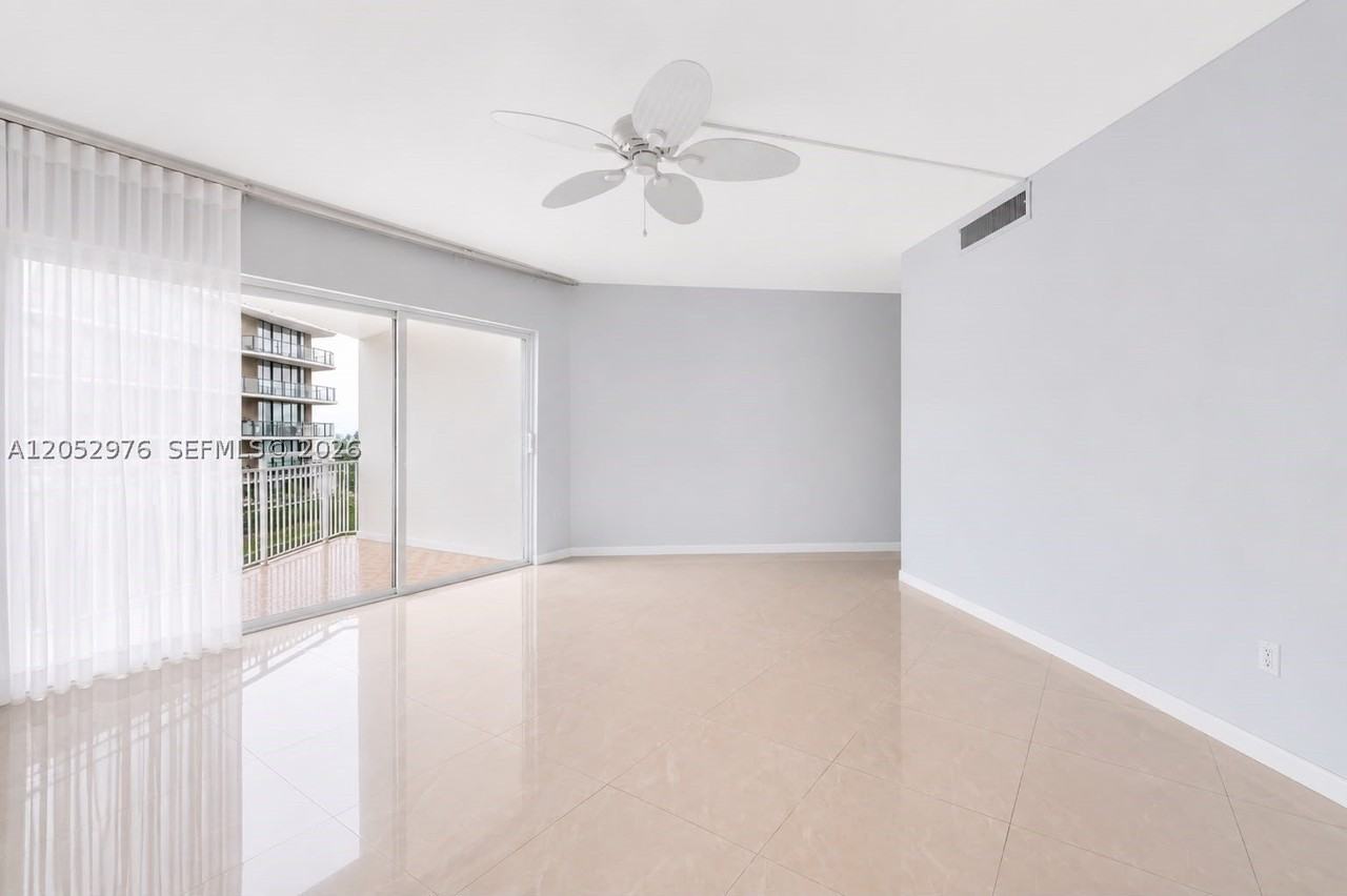 710 N Ocean Blvd #601 - Photo 5 of 36