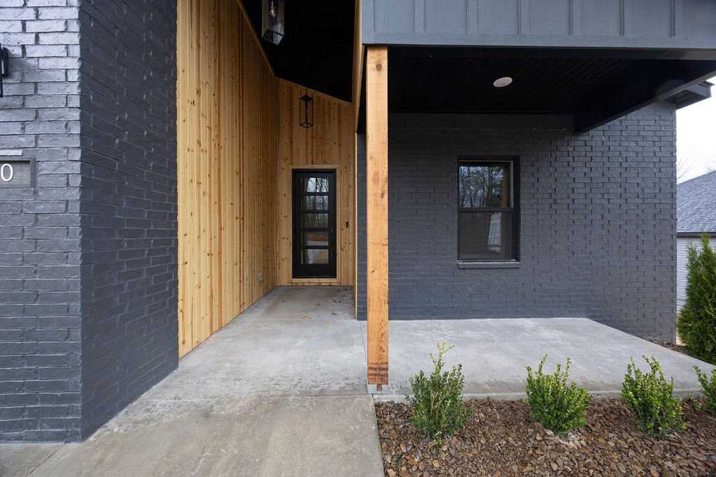 40 Banff Dr - Photo 3 of 20