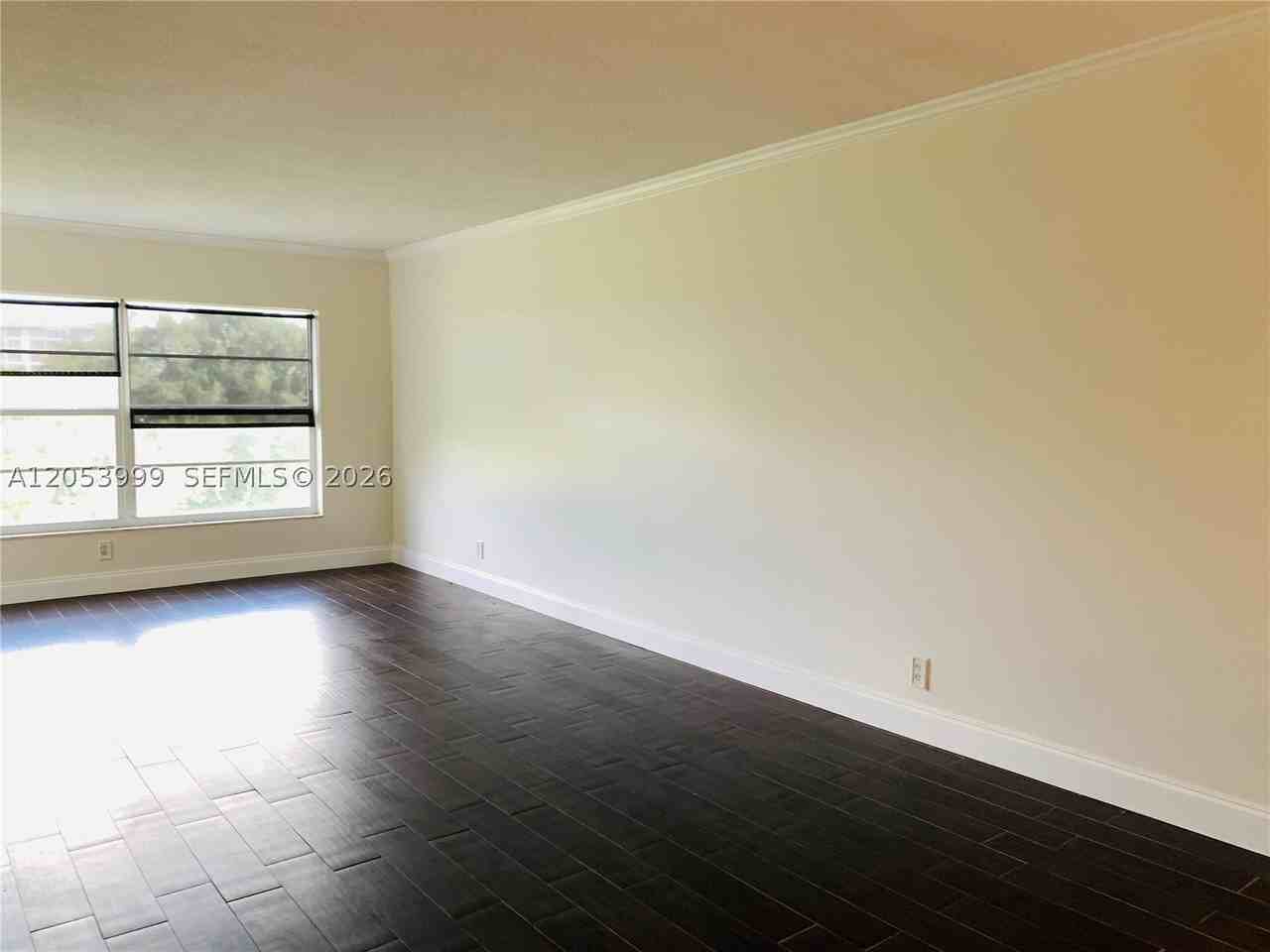 2850 N Palm Aire Dr #404 - Photo 7 of 39