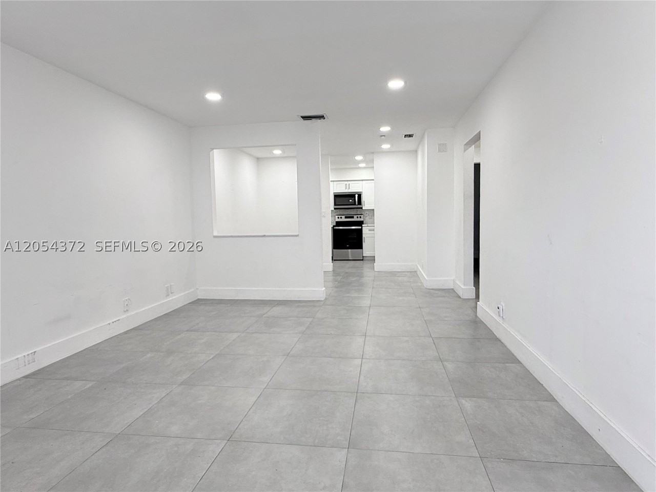 1470 Nw 22nd Ct #2 - Photo 3 of 15