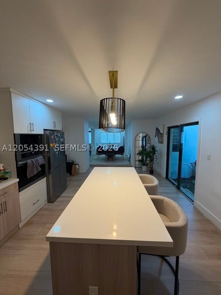 1884 Sw 16th St - Photo 6 of 11