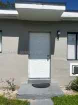 2081 Nw 30th St #3 - Photo 1 of 1