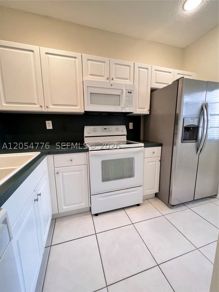 5707 Nw 114th Ct #107 - Photo 3 of 14