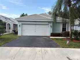 9020 Lake Park Cir N - Photo 1 of 1