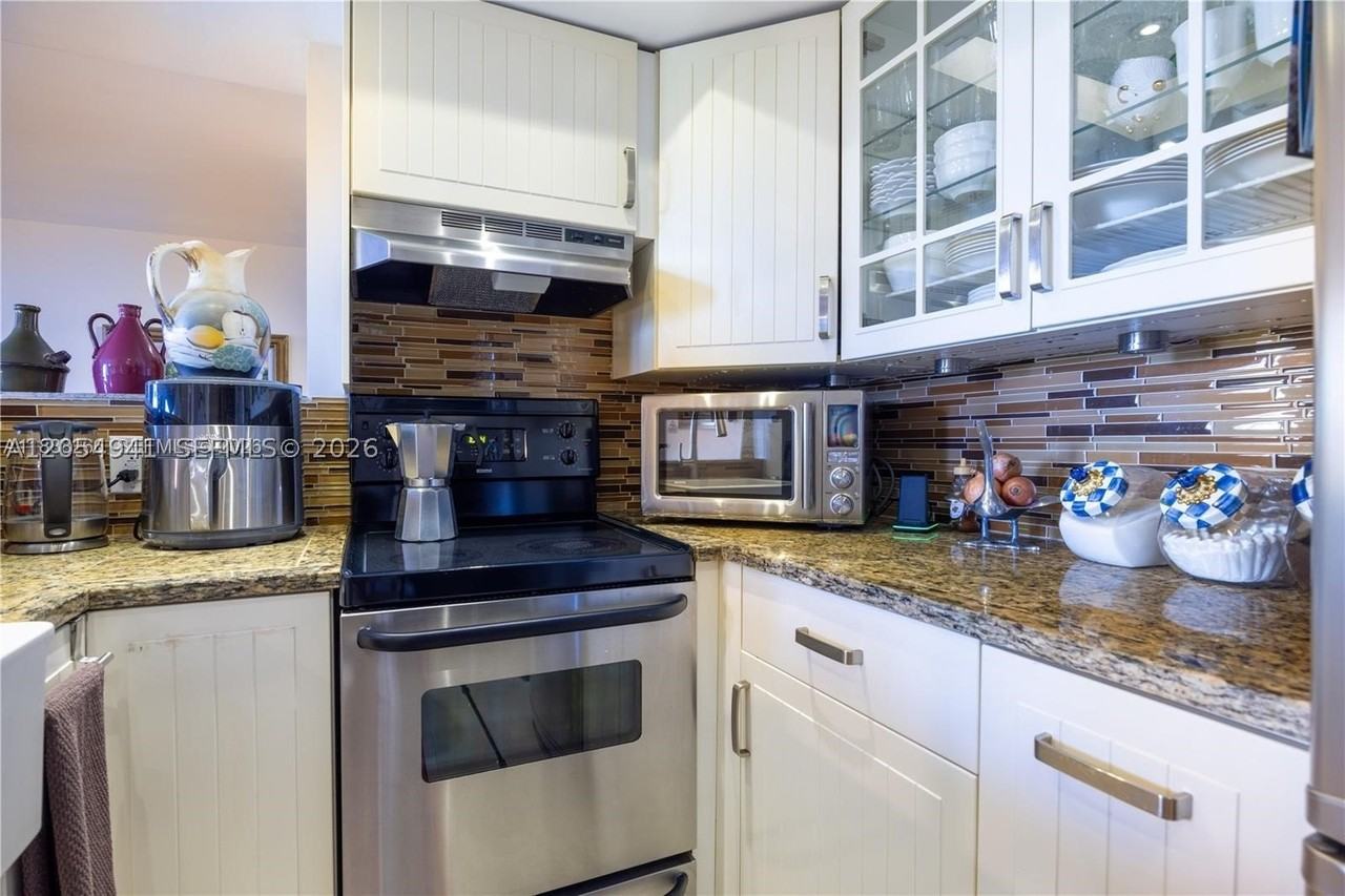 1600 Se 15th St #601 - Photo 7 of 46