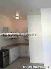 620 Ne 178th St #B - Photo 6 of 11