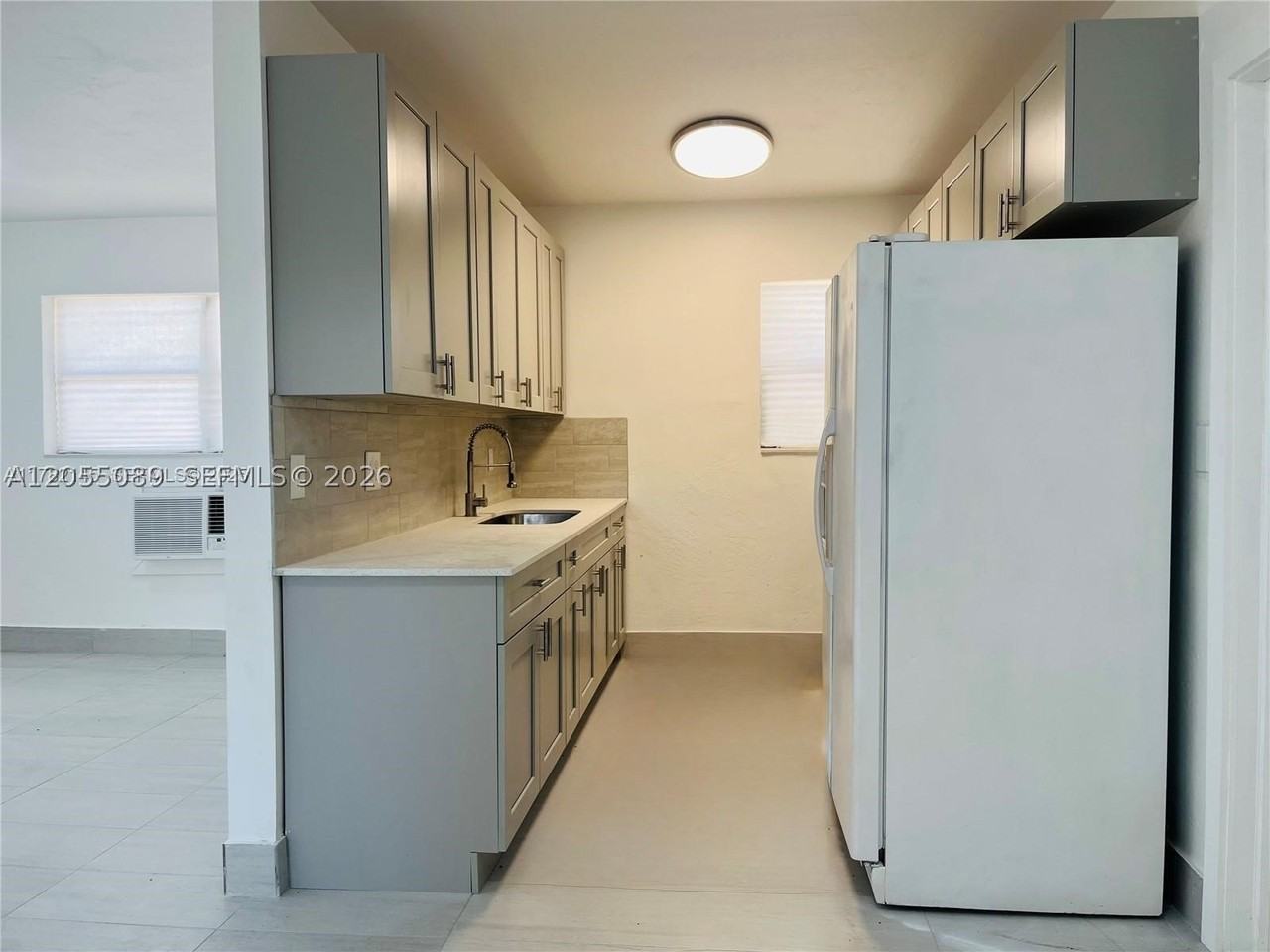 13390 Ne 6th Ave #10 - Photo 5 of 14