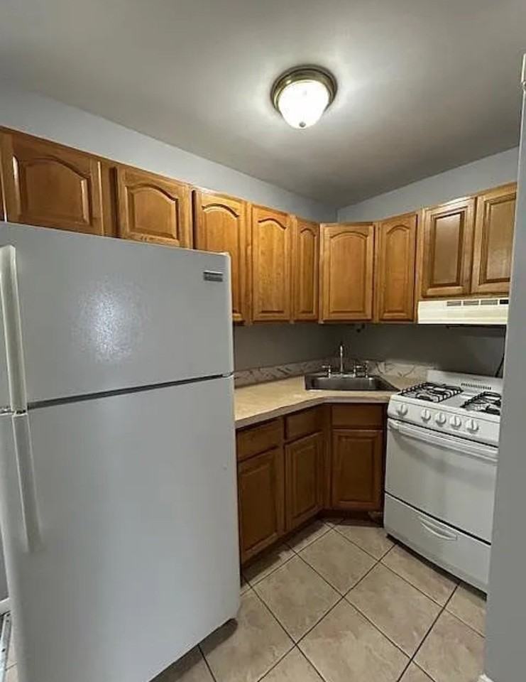 7007 Park Ave #FL2 - Photo 6 of 8