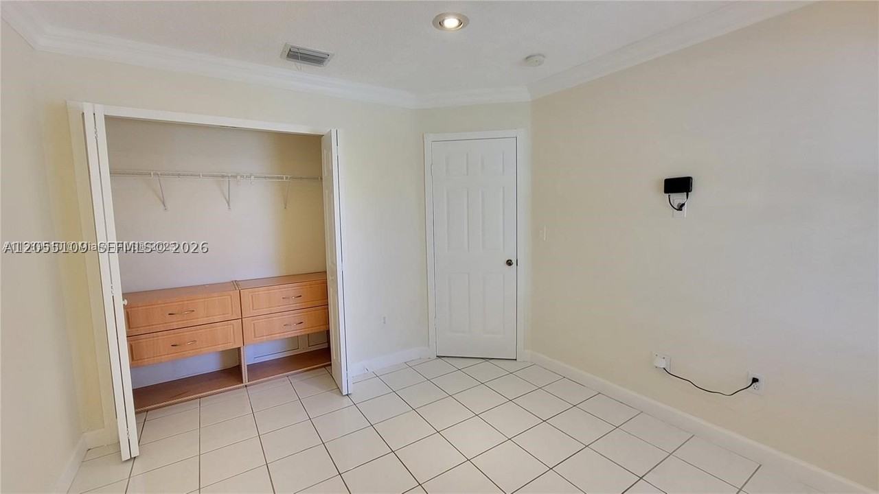 1057 Nw 131st Ave #B - Photo 3 of 9