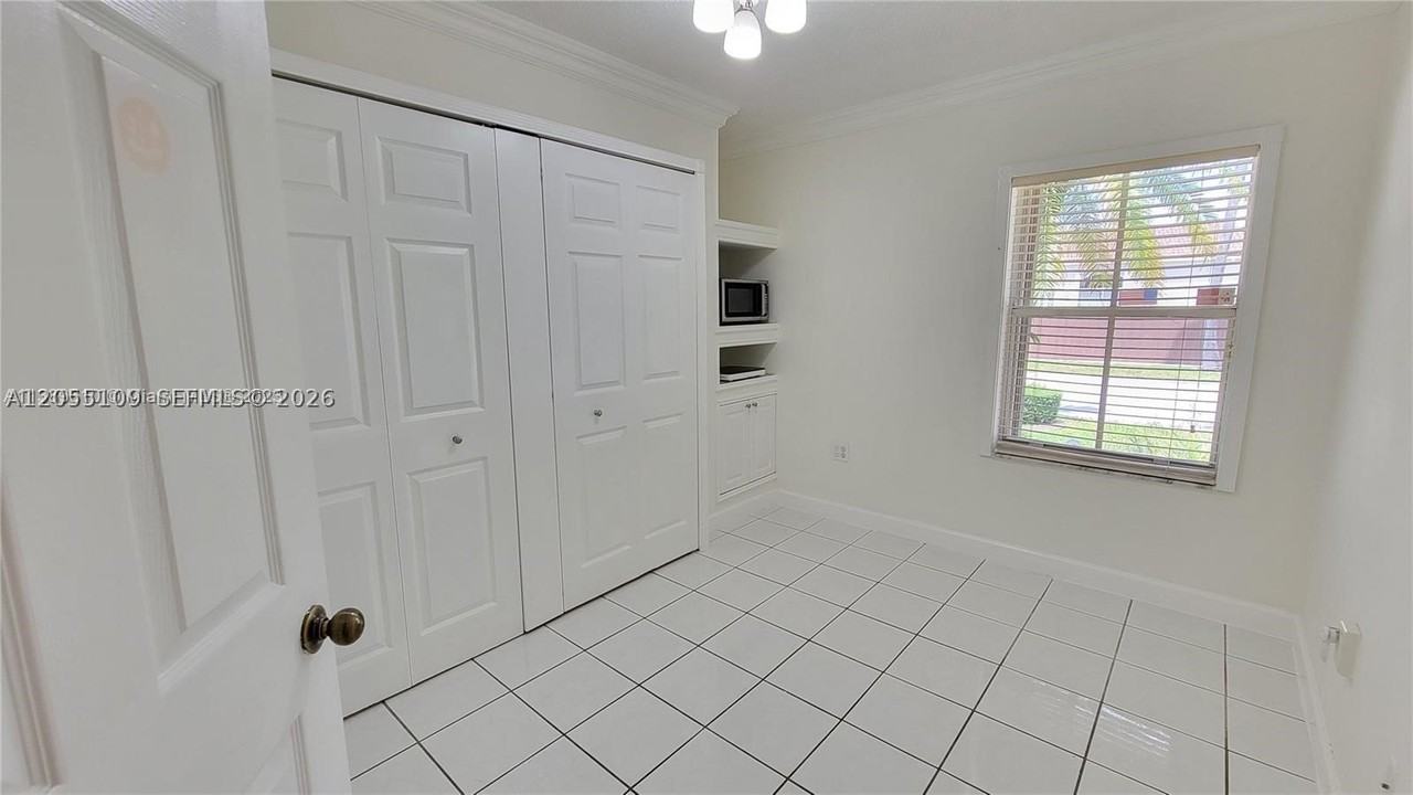 1057 Nw 131st Ave #B - Photo 7 of 9