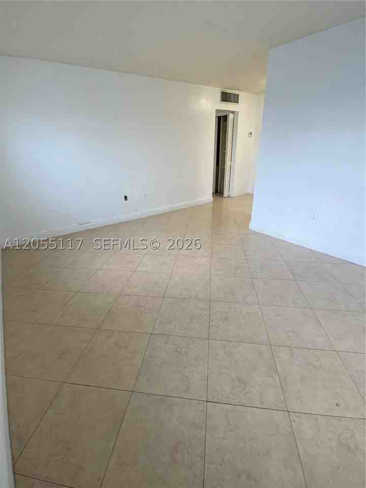 5165 W Flagler St #7 - Photo 2 of 11
