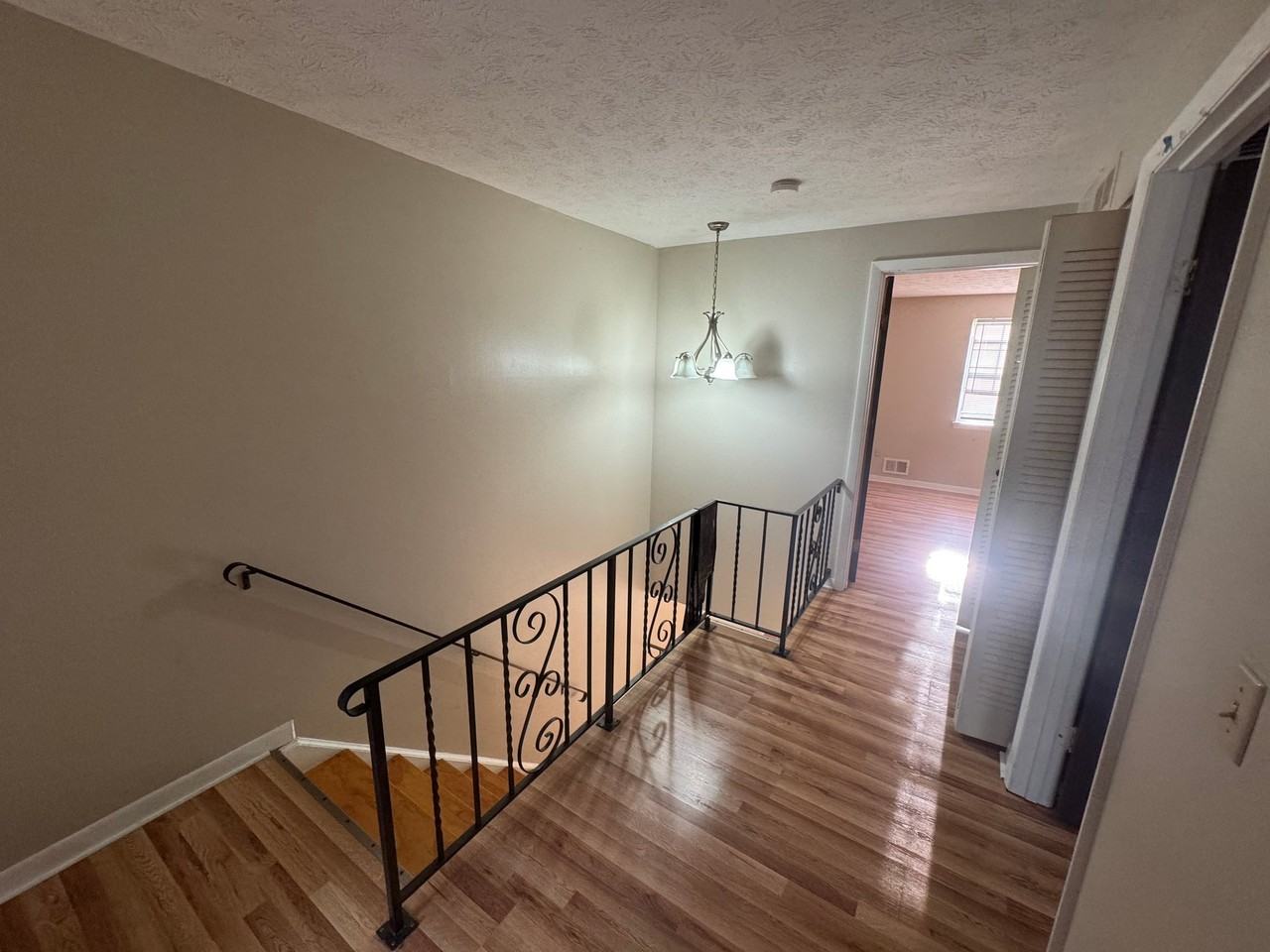 03 01/Willowick Dr #1 - Photo 7 of 8