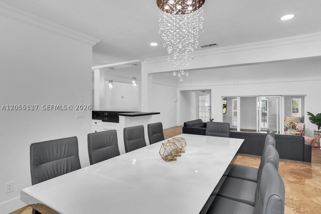 3321 N 37th St - Photo 6 of 35